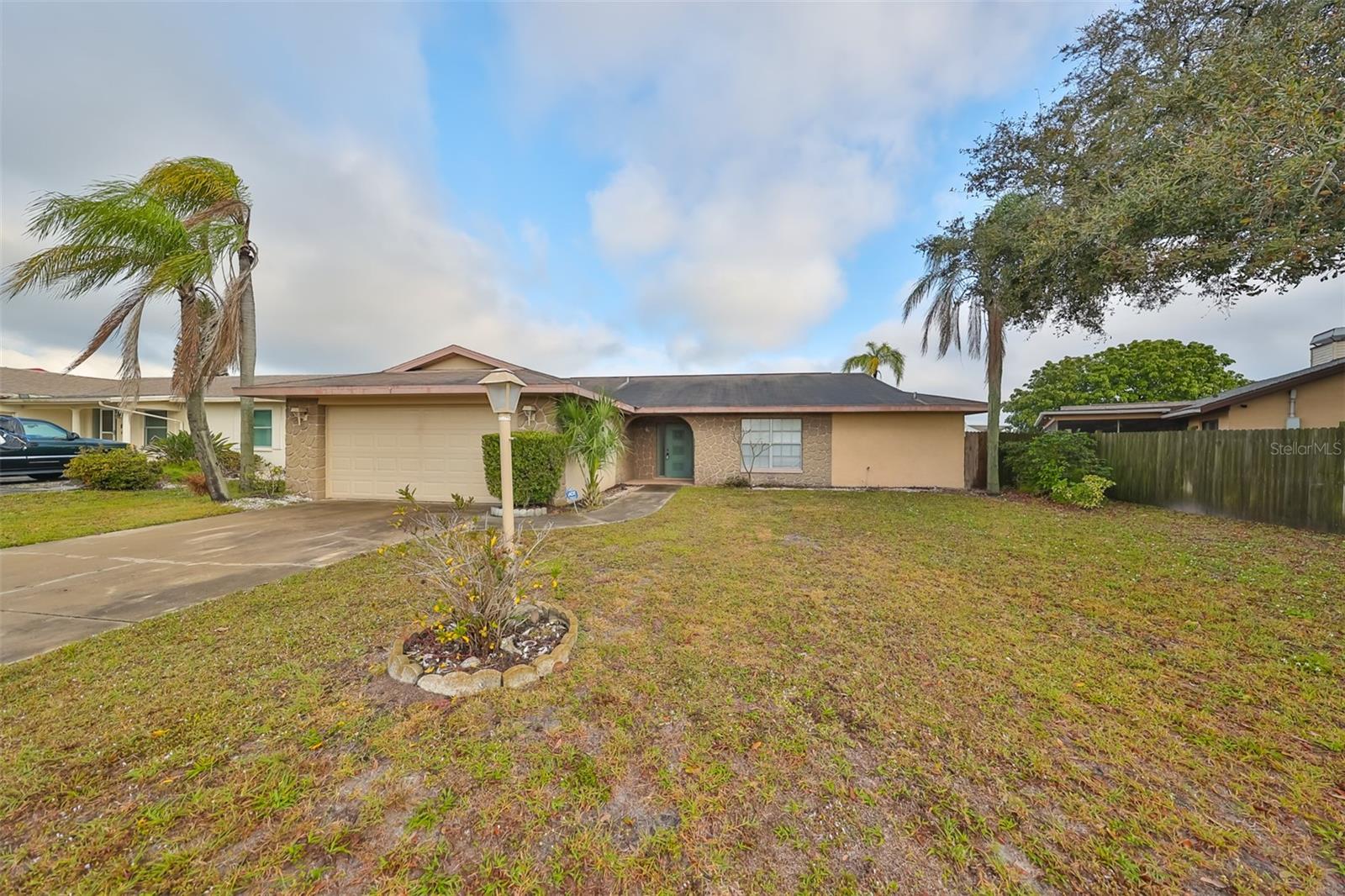 603 APOLLO BEACH BLVD