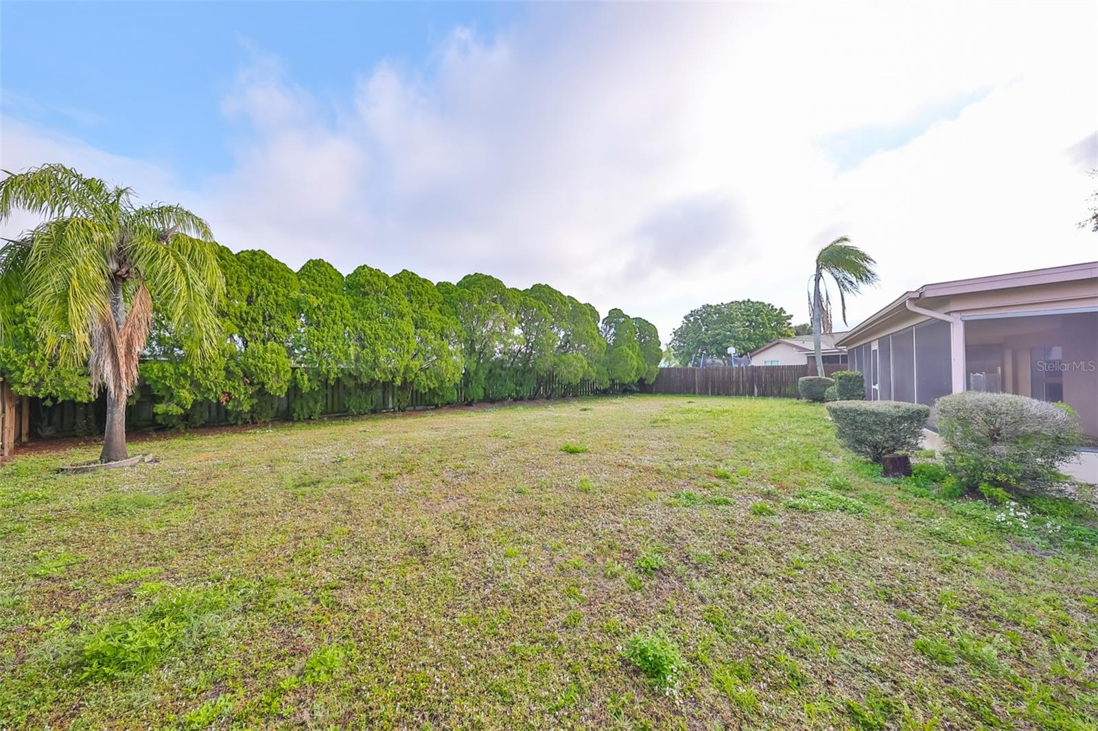 603 APOLLO BEACH BLVD