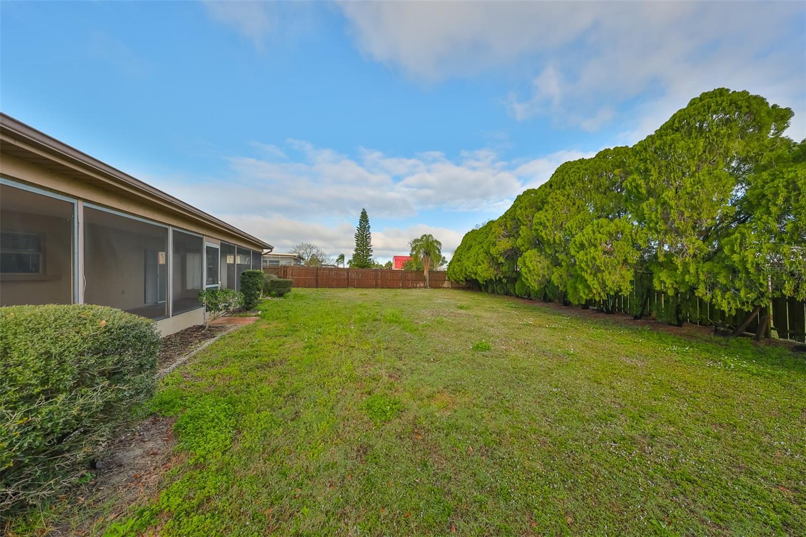 603 APOLLO BEACH BLVD