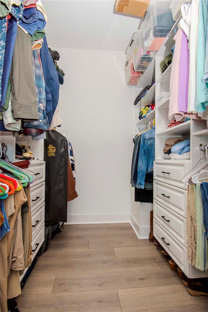 6902 S MACDILL AVE #3