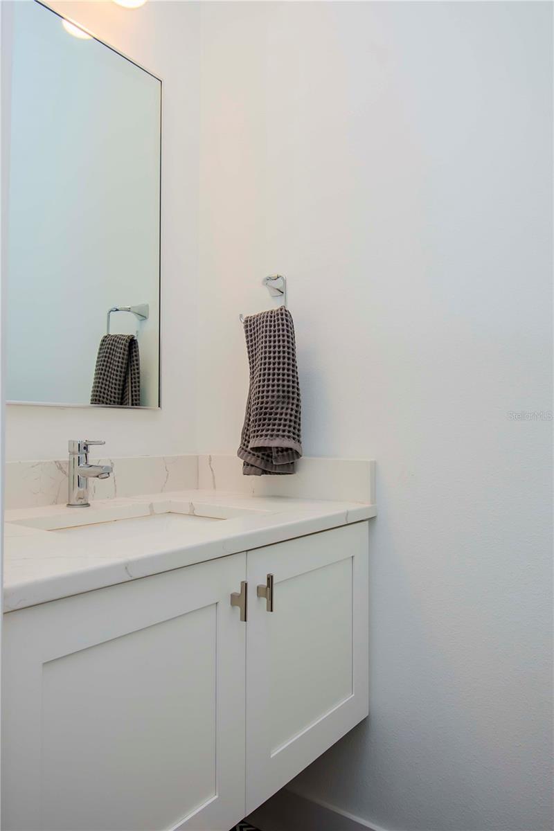 6902 S MACDILL AVE #3