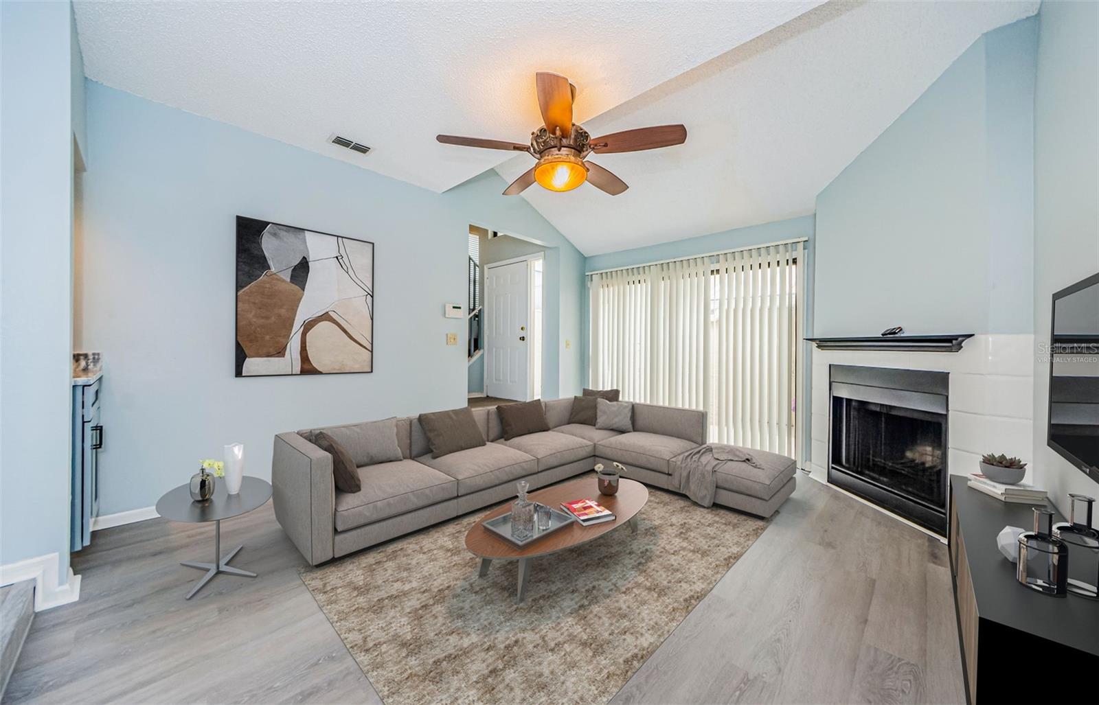 3401 CYPRESS HEAD CT