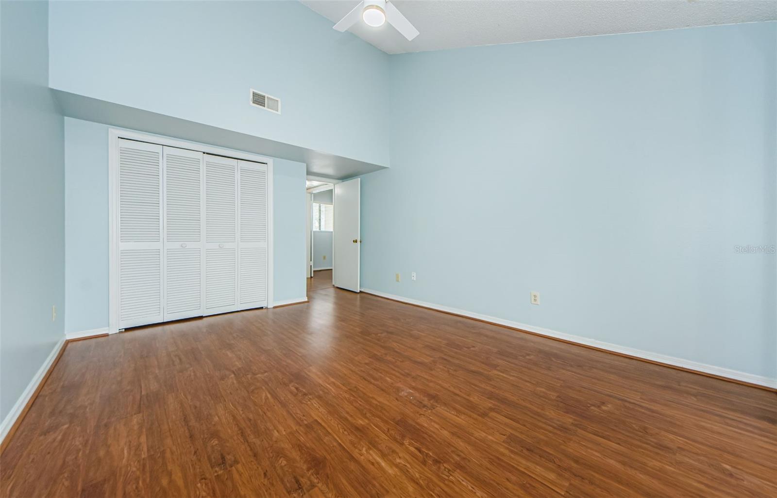 3401 CYPRESS HEAD CT