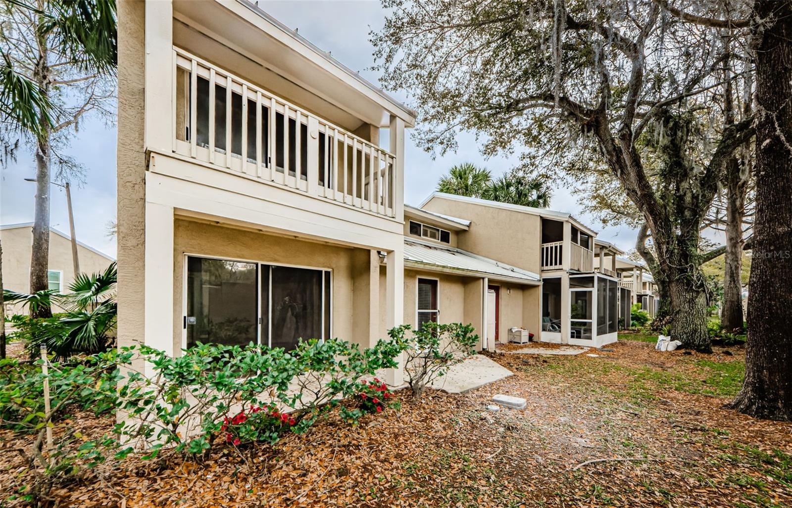 3401 CYPRESS HEAD CT