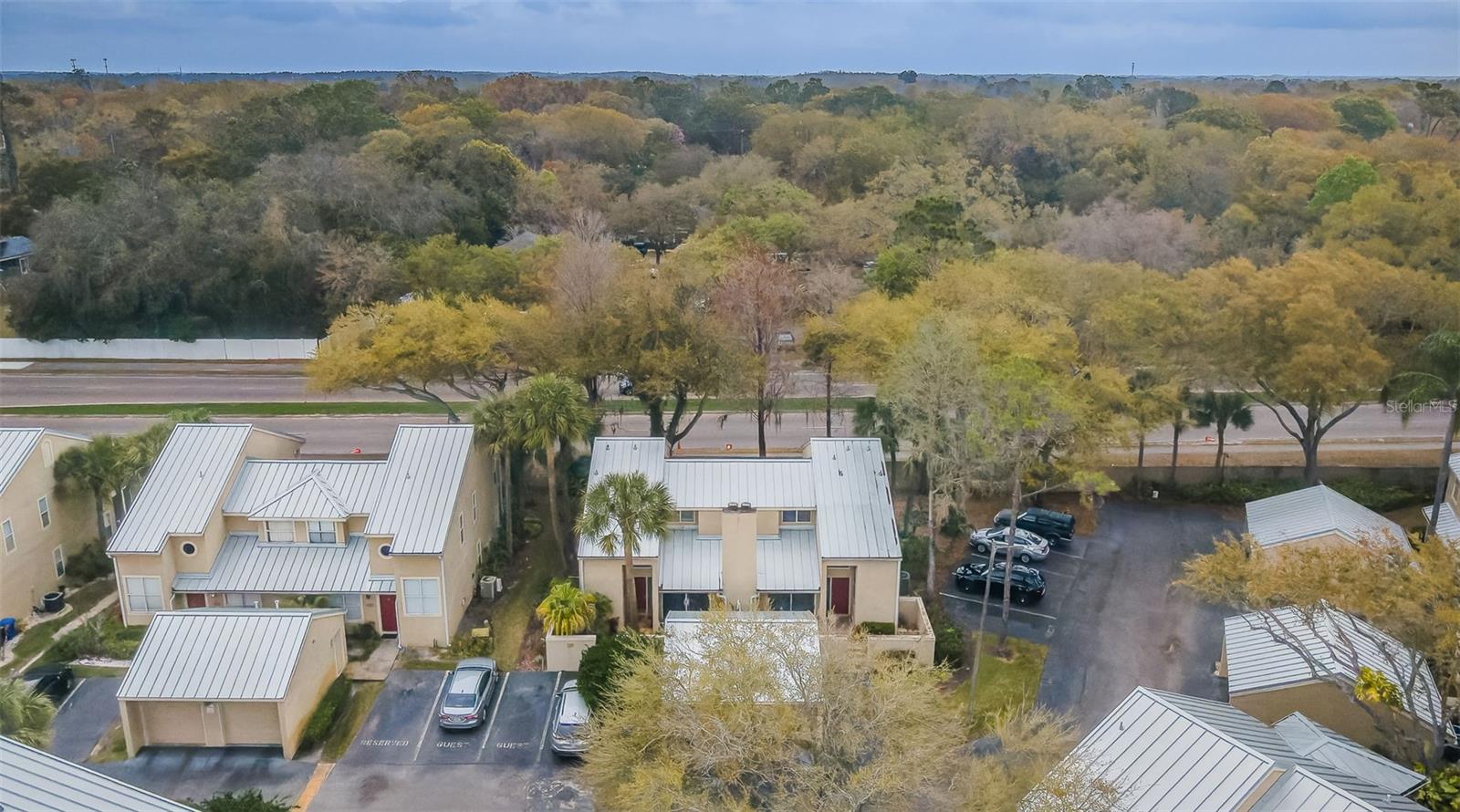 3401 CYPRESS HEAD CT