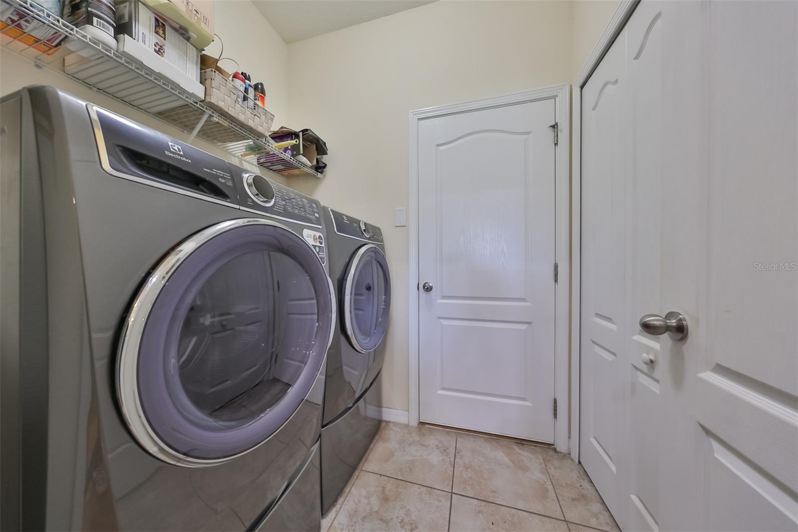 2027 HAWKS ISLAND DR