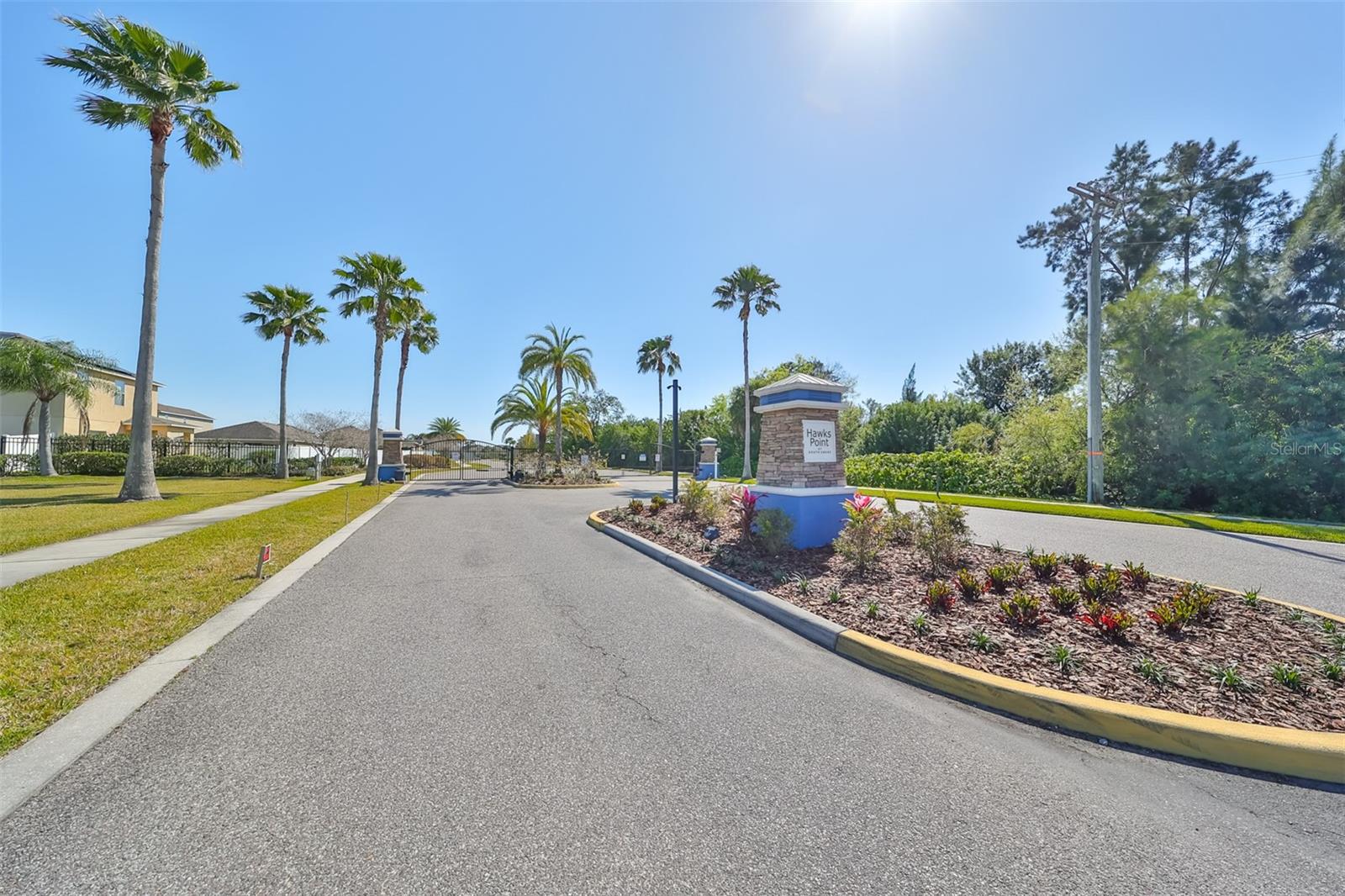 2027 HAWKS ISLAND DR