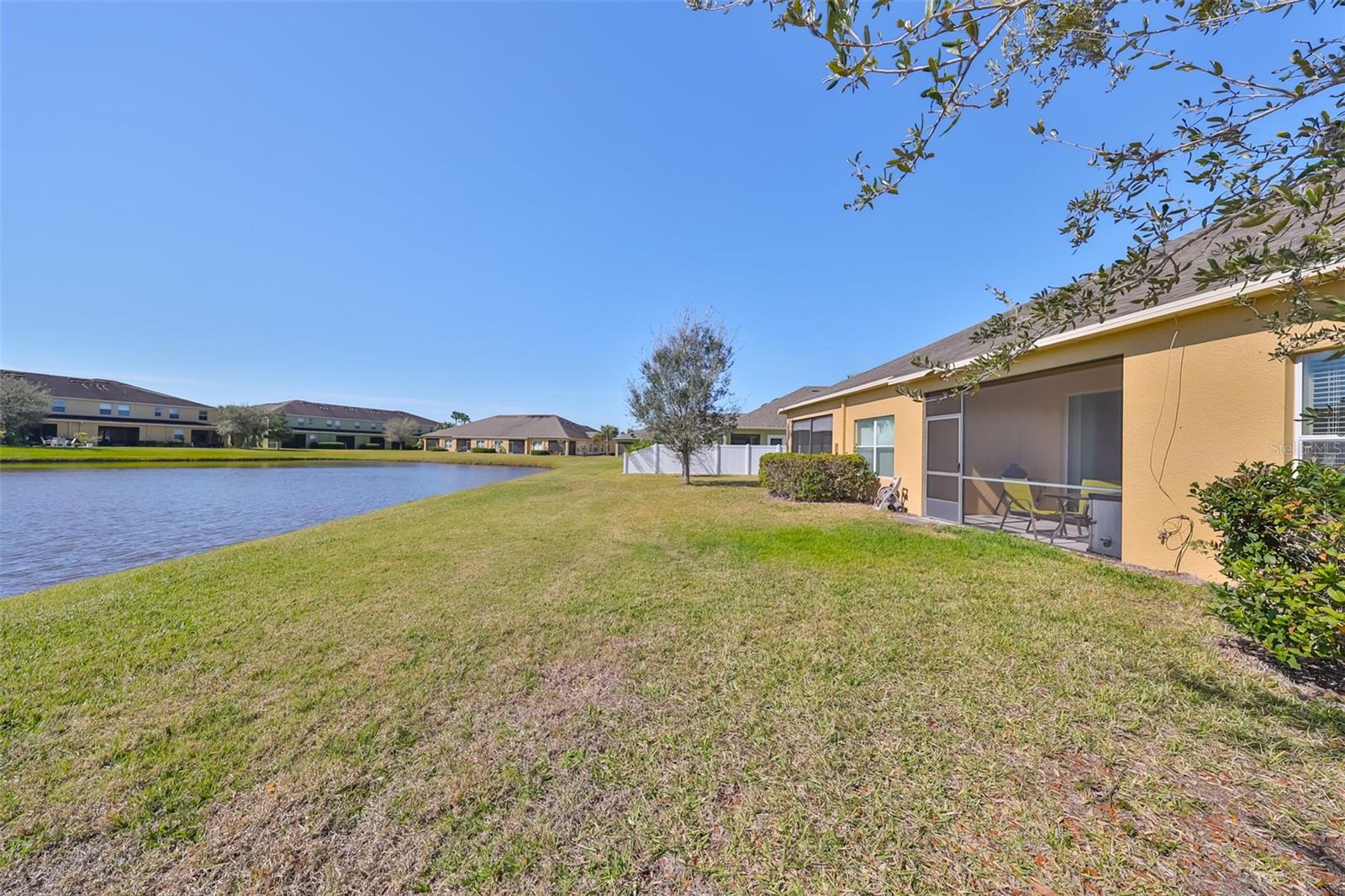 2027 HAWKS ISLAND DR