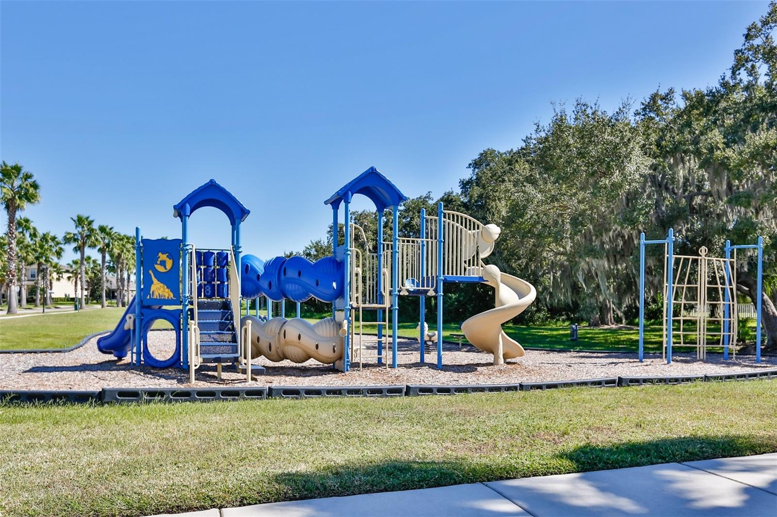 2027 HAWKS ISLAND DR