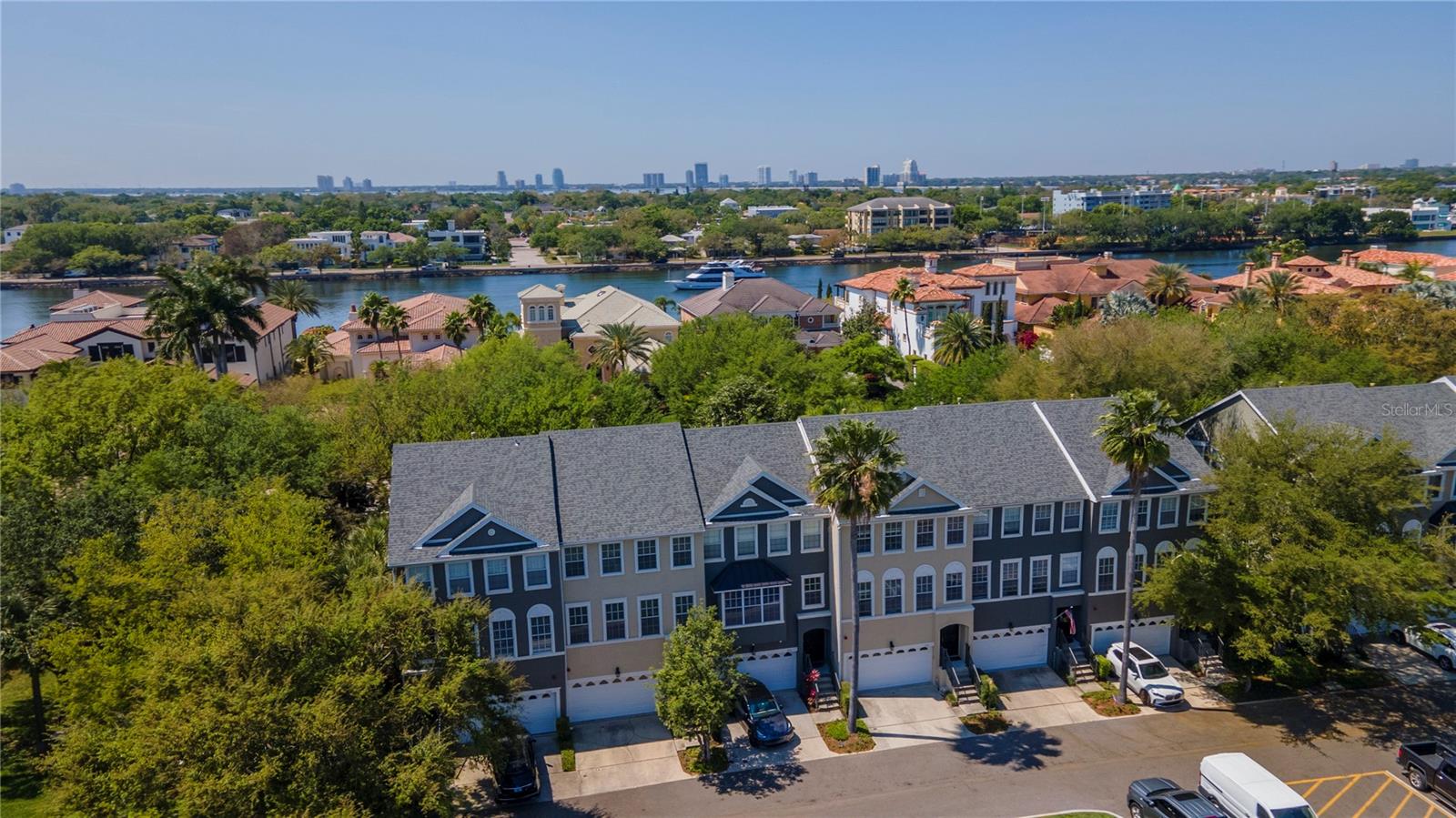 1539 PLEASANT HARBOUR WAY