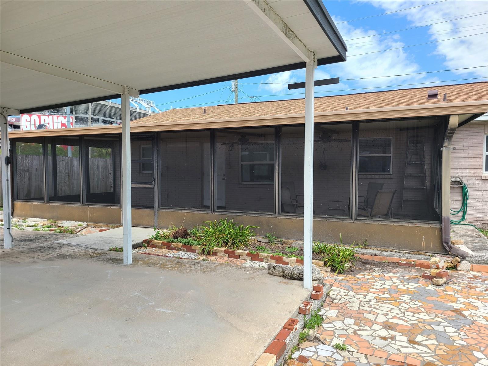 3424 W TAMPA BAY BLVD