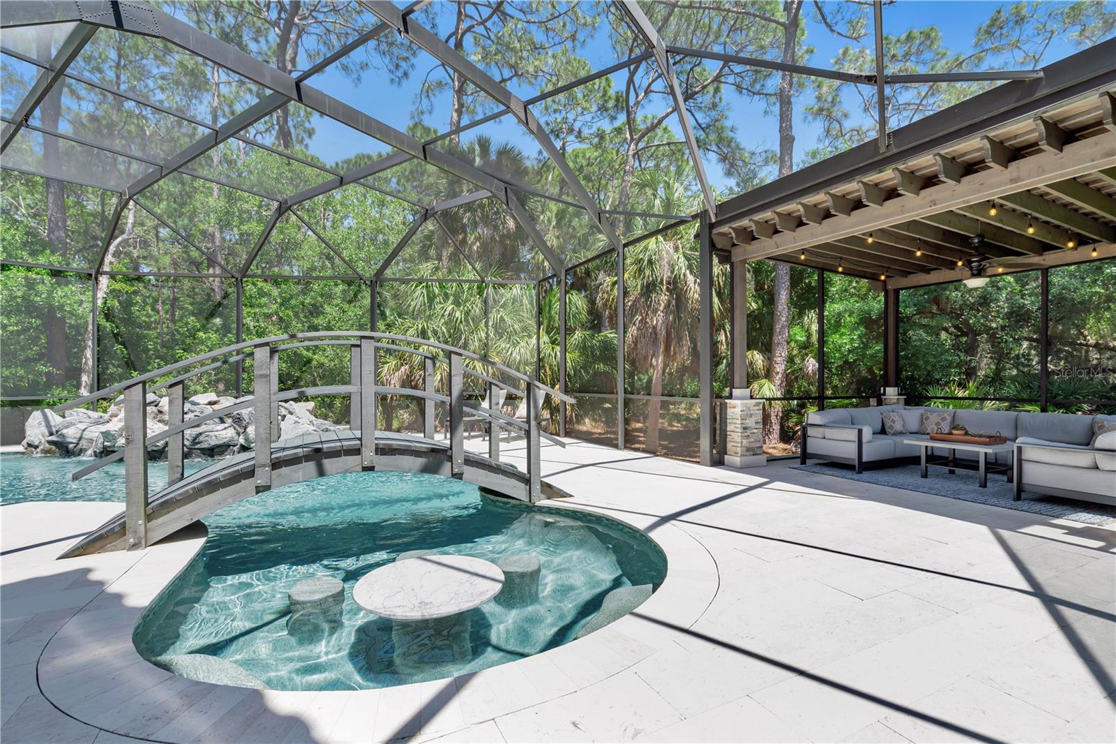 7877 MARSH POINTE DR