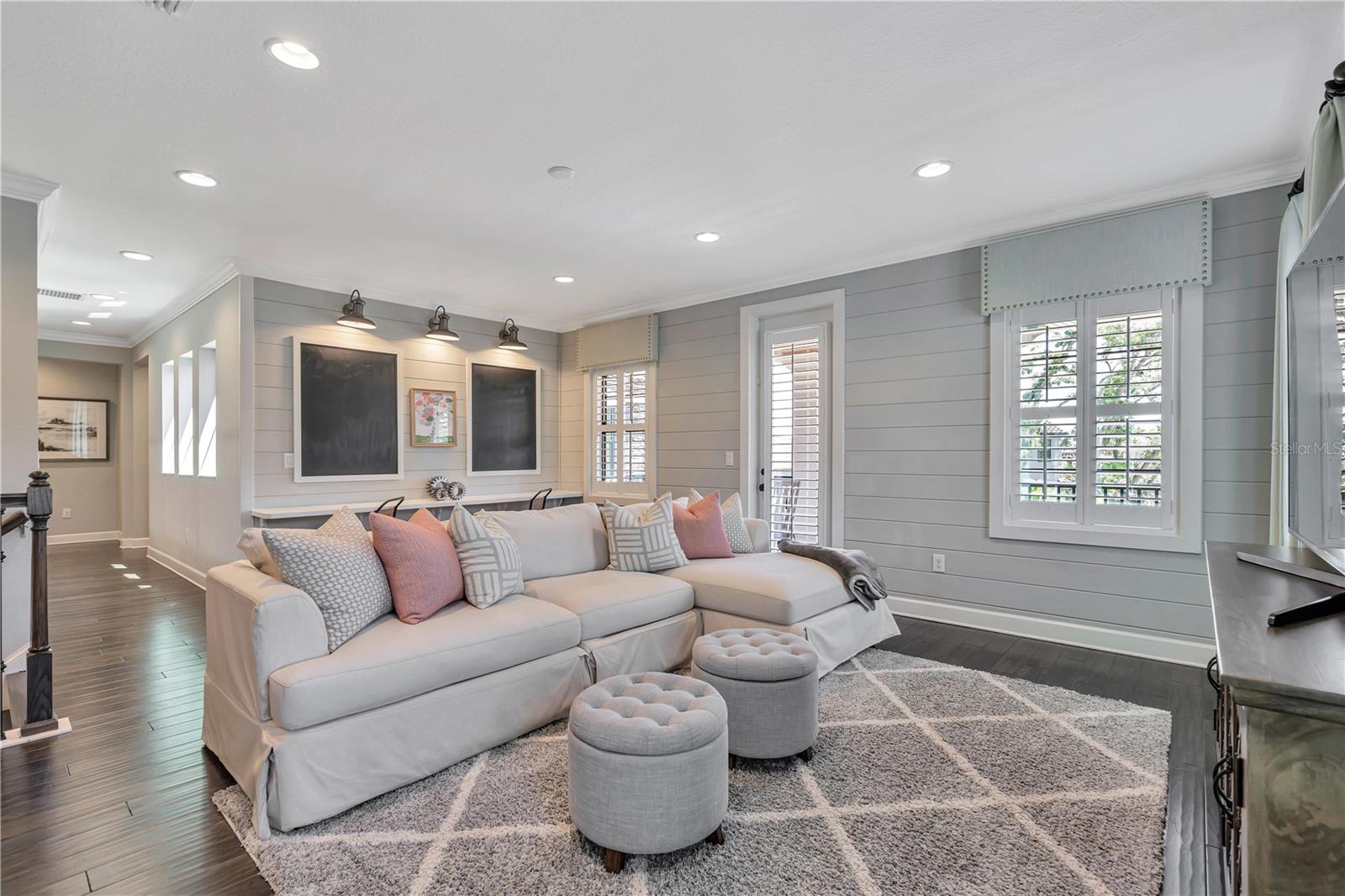 7877 MARSH POINTE DR