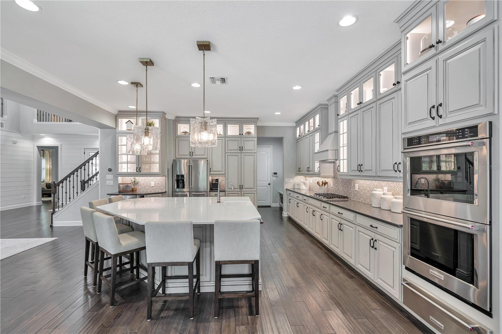 7877 MARSH POINTE DR