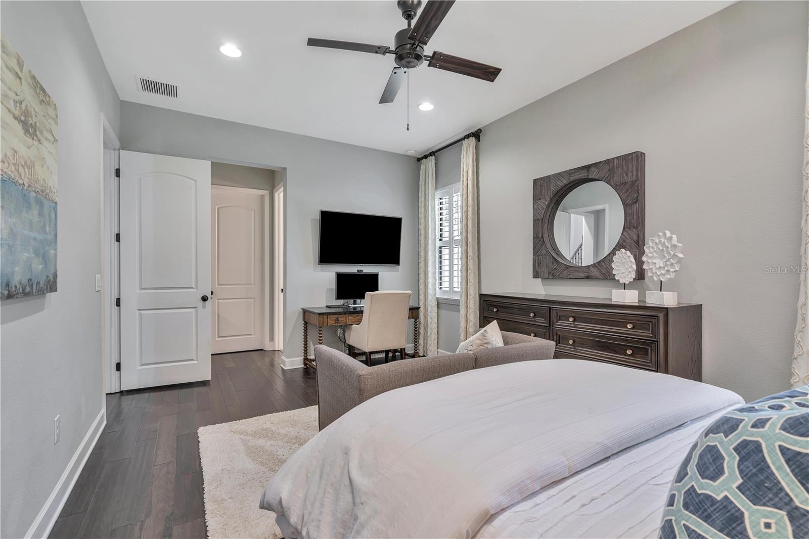 7877 MARSH POINTE DR