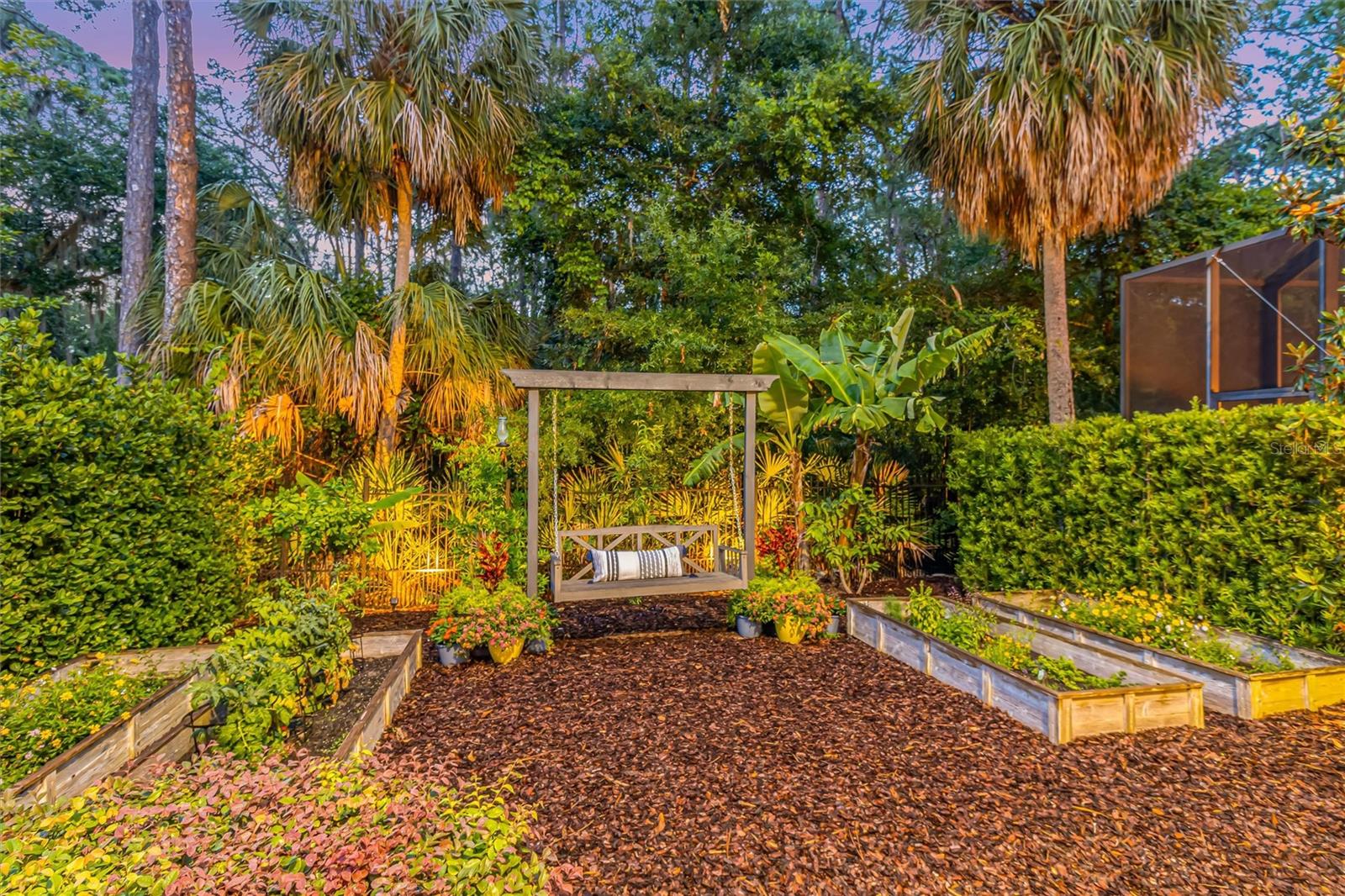 7877 MARSH POINTE DR