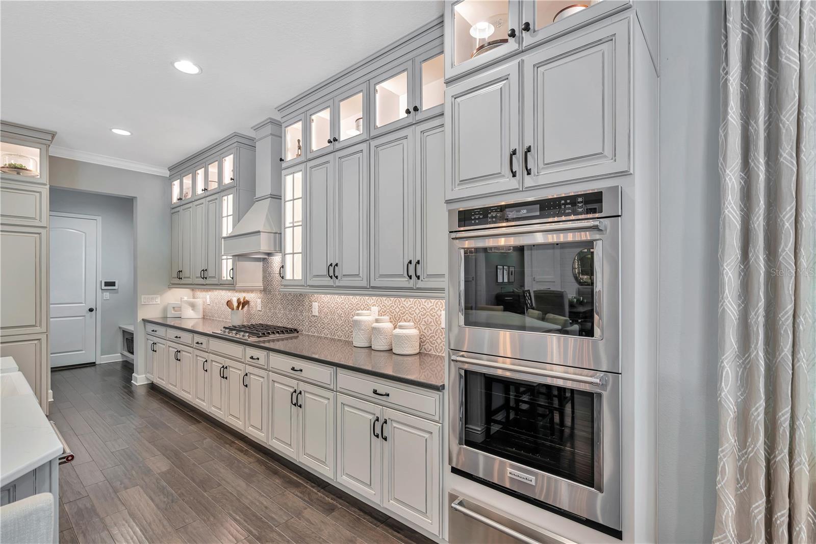 7877 MARSH POINTE DR