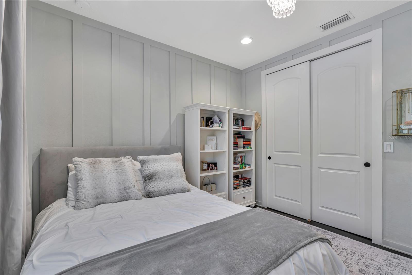 7877 MARSH POINTE DR