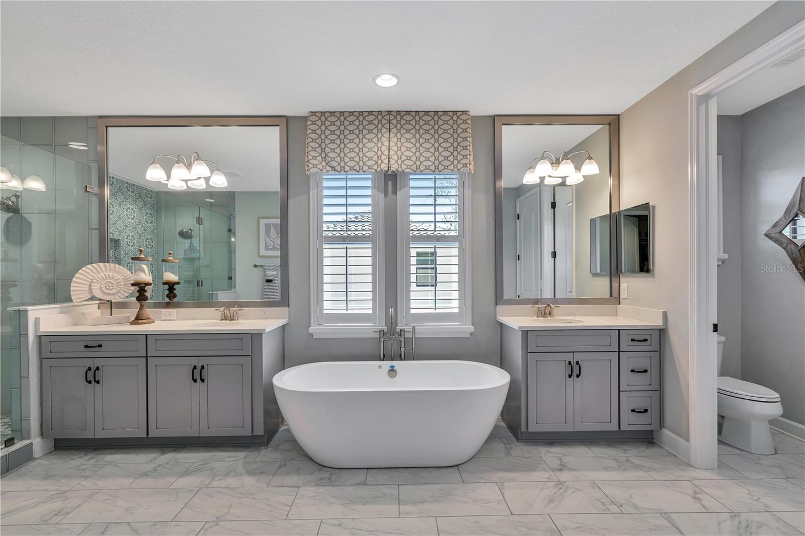 7877 MARSH POINTE DR