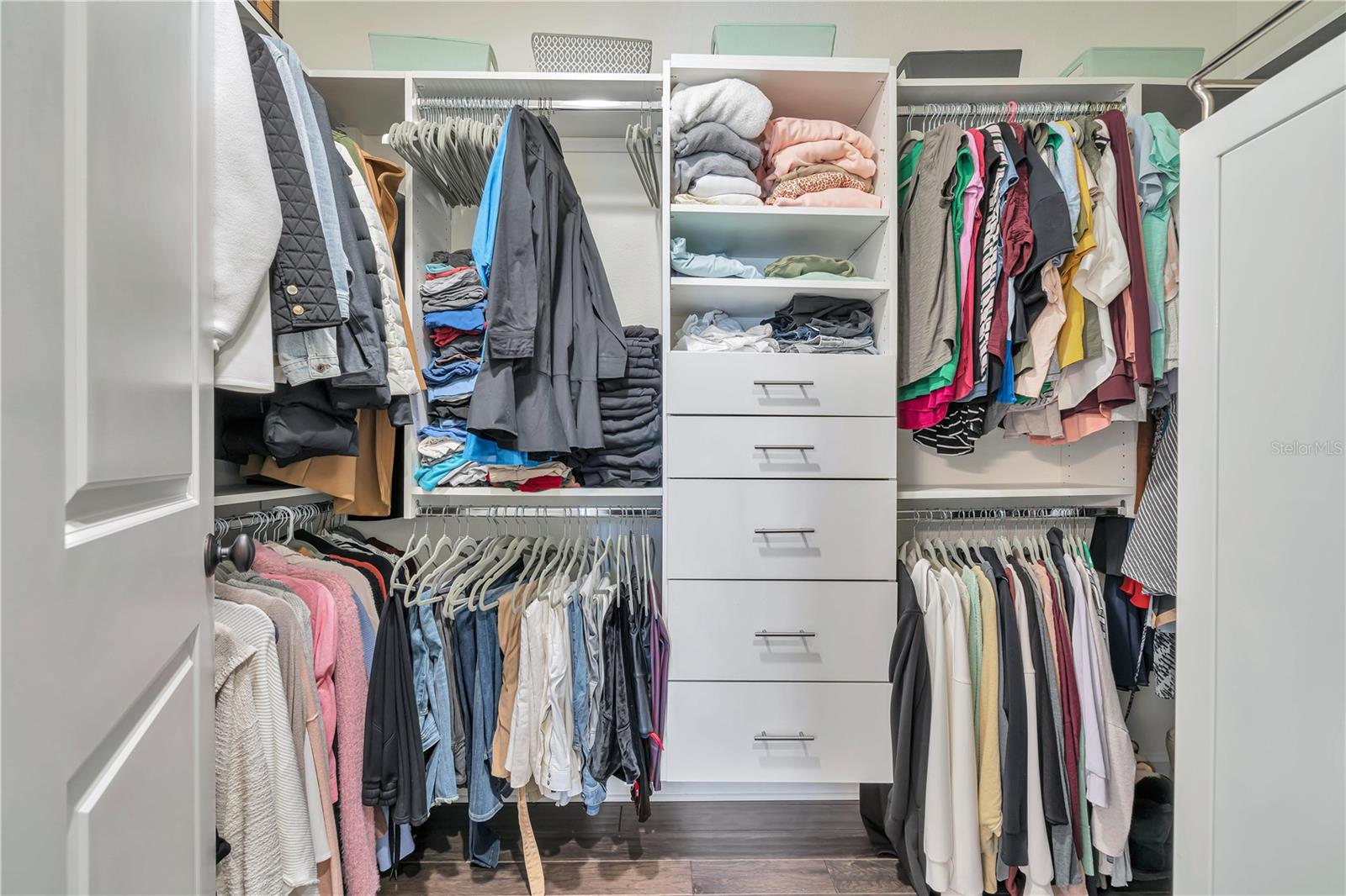 7877 MARSH POINTE DR