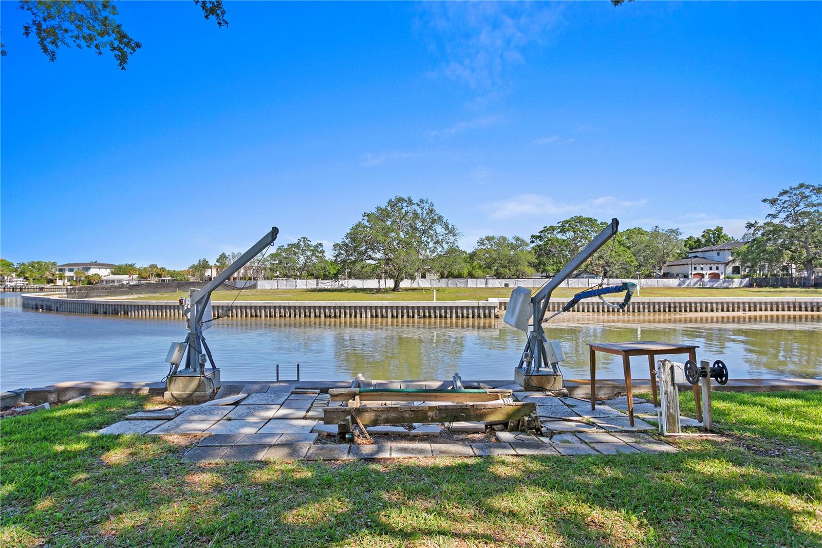 5009 W SPRING LAKE DR