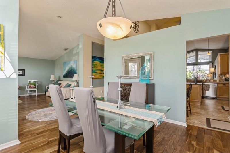 15221 HAMMOCK CHASE CT