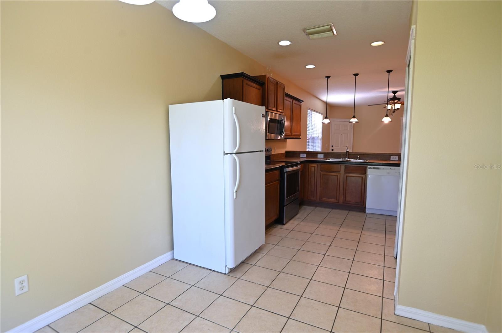 7417 OXFORD GARDEN CIR