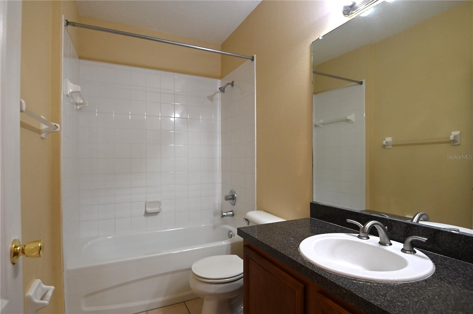 7417 OXFORD GARDEN CIR