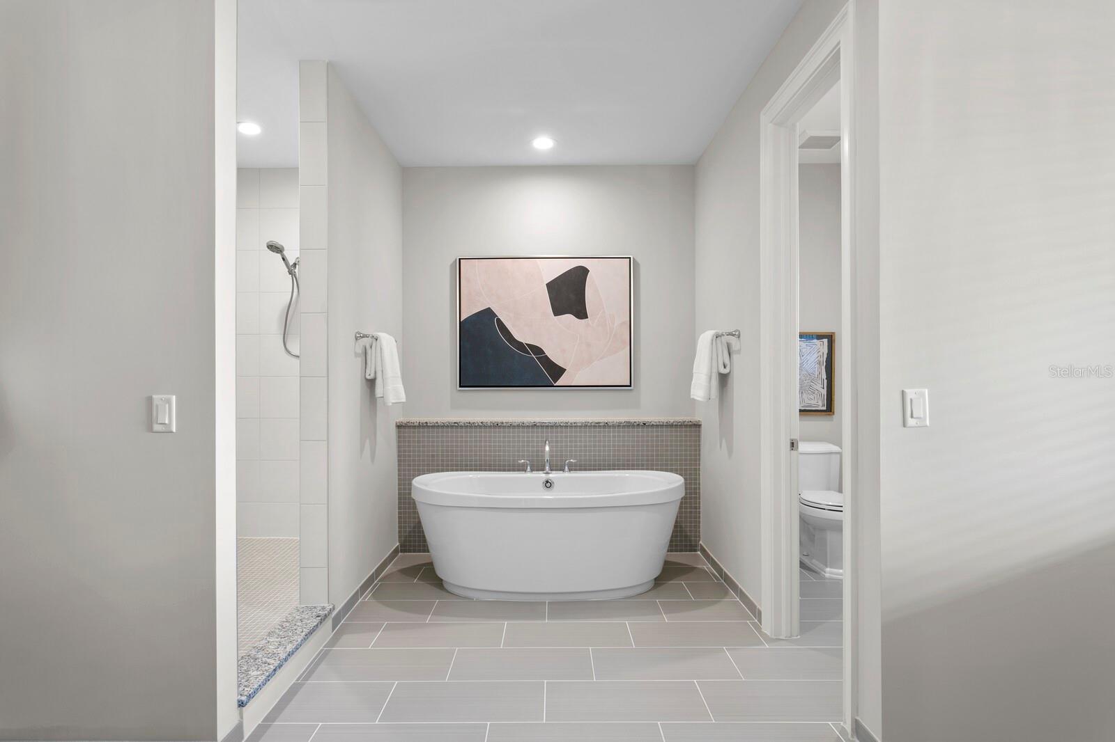 4905 W SPRING LAKE DR