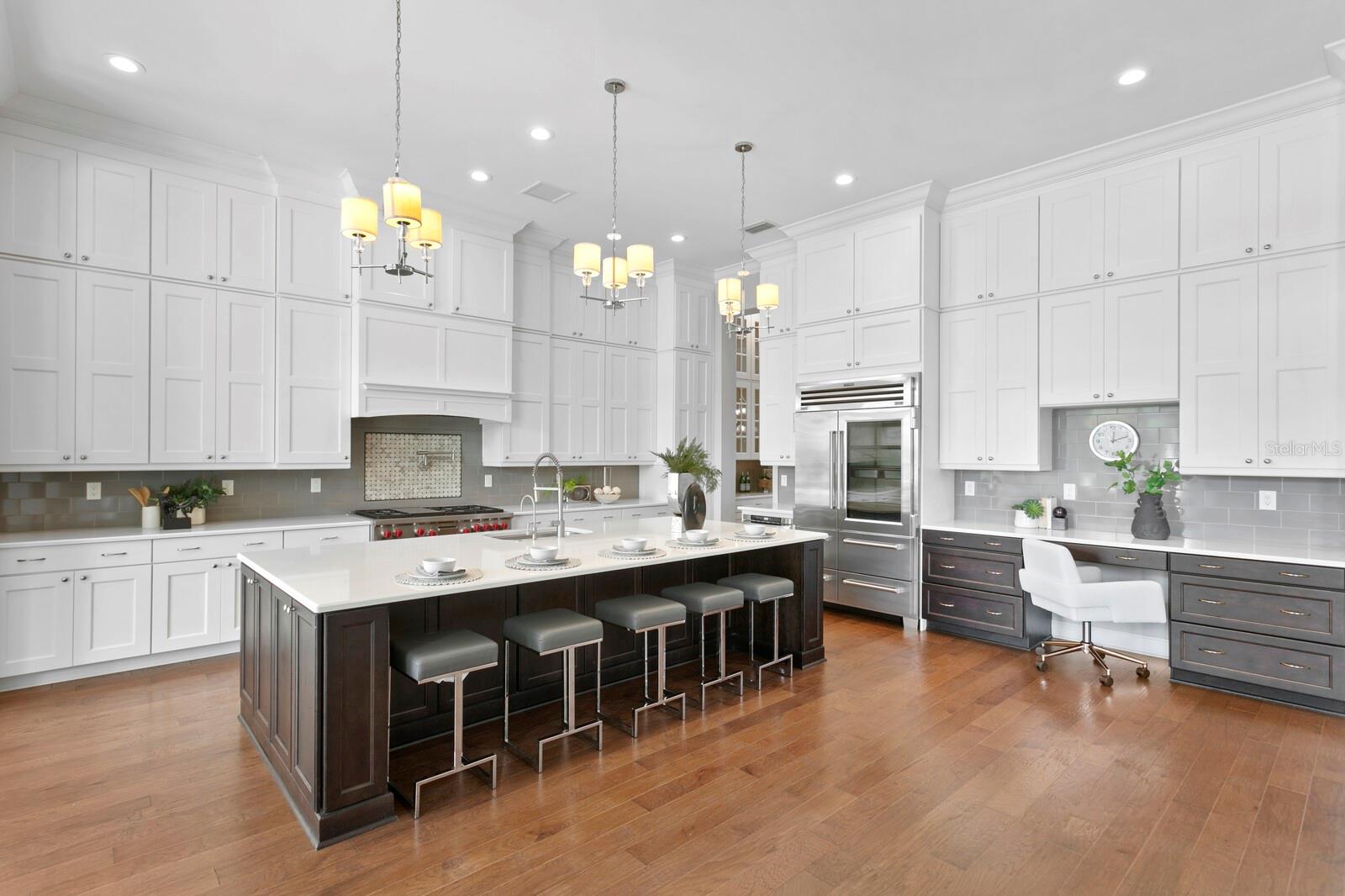 4905 W SPRING LAKE DR