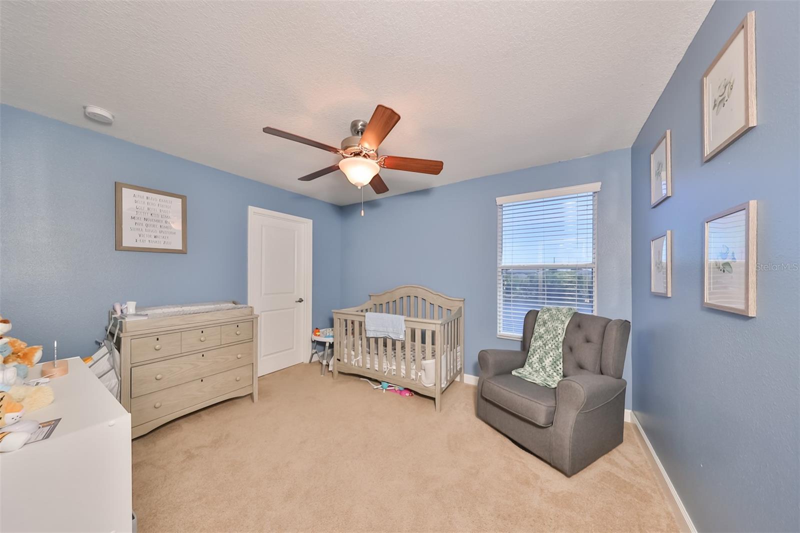 1216 HARBOUR BLUE ST