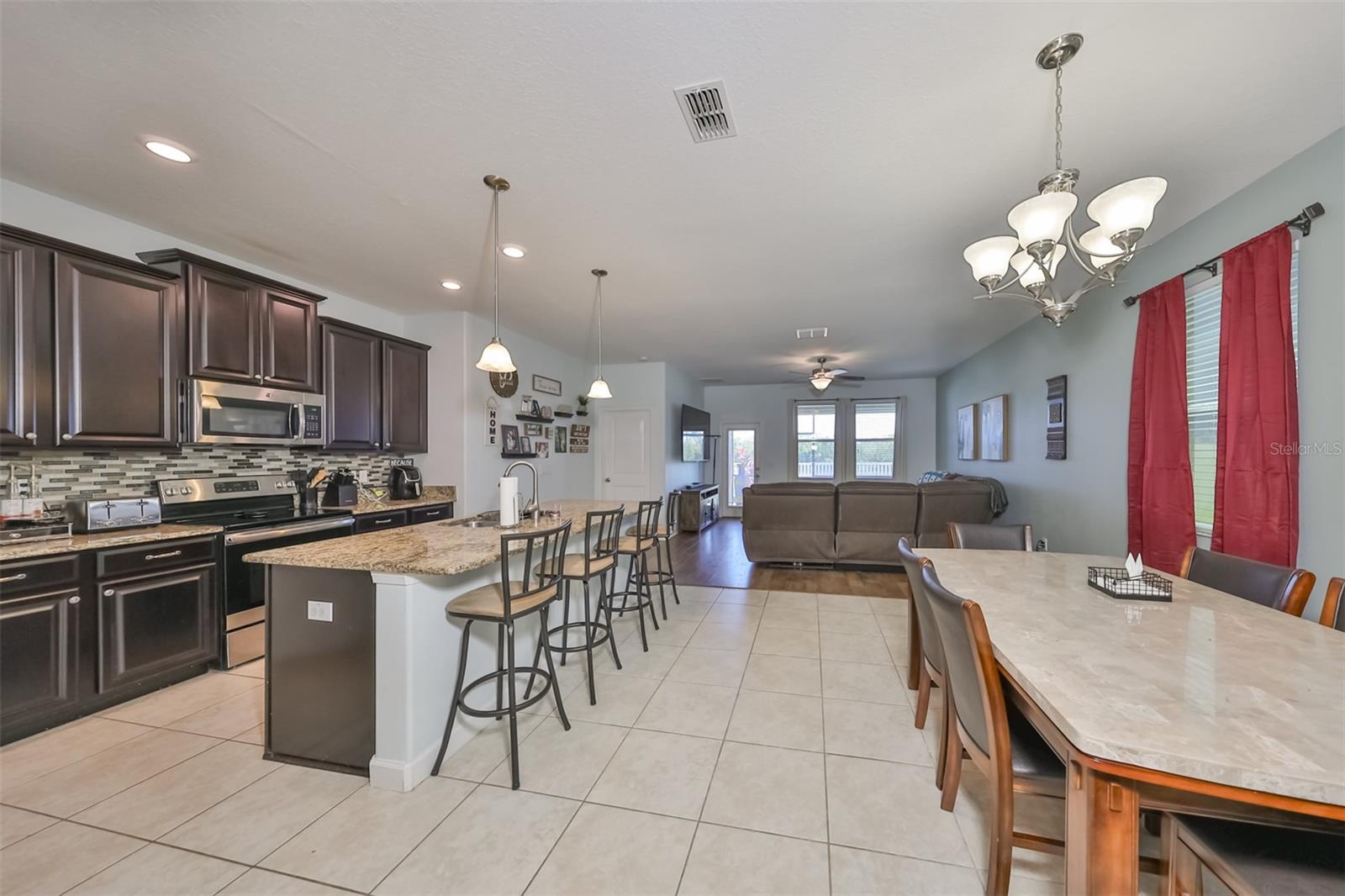 1216 HARBOUR BLUE ST