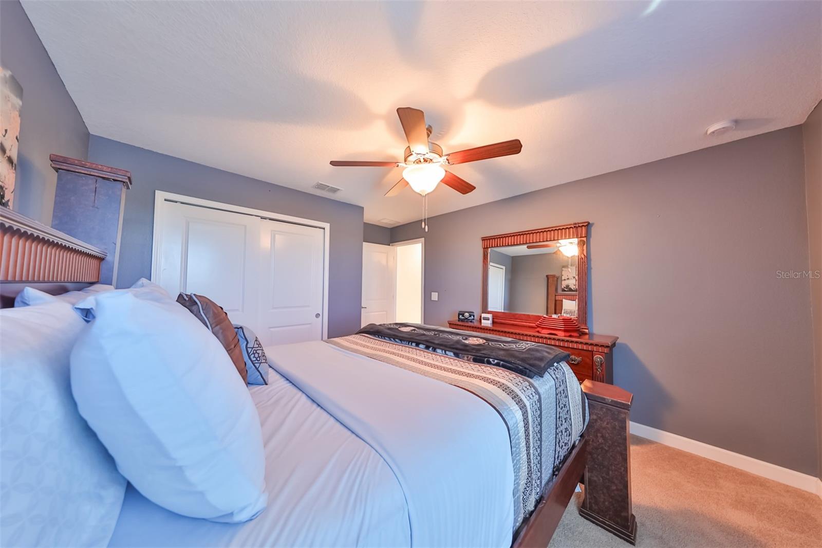 1216 HARBOUR BLUE ST