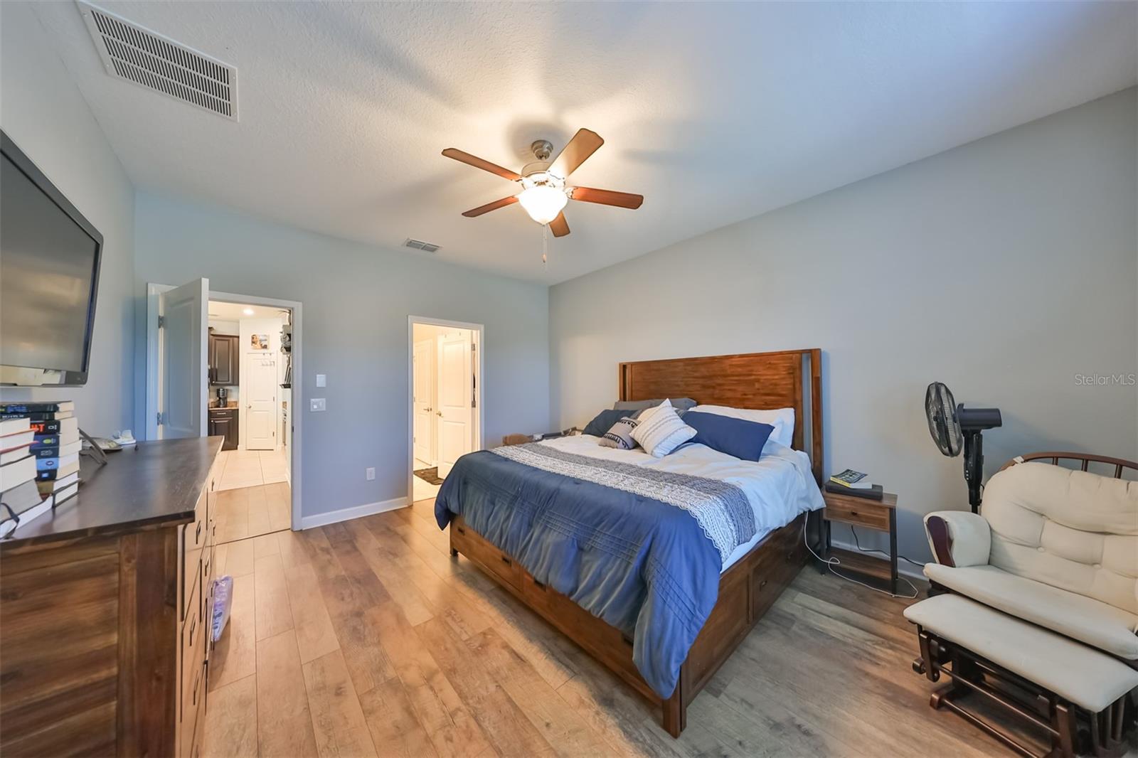 1216 HARBOUR BLUE ST