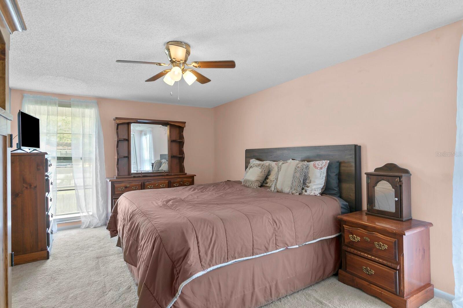 7501 TWELVE OAKS BLVD