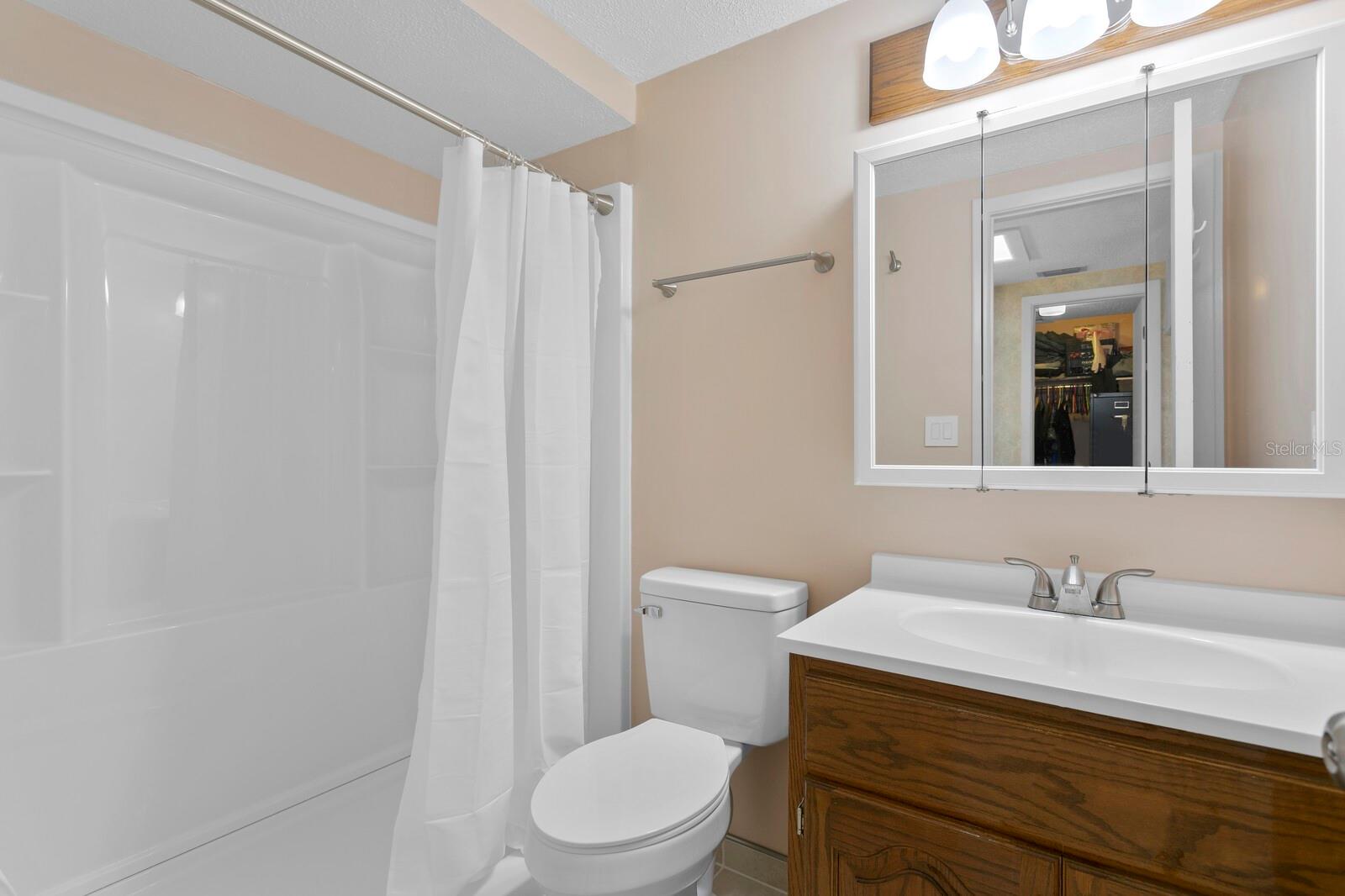 7501 TWELVE OAKS BLVD