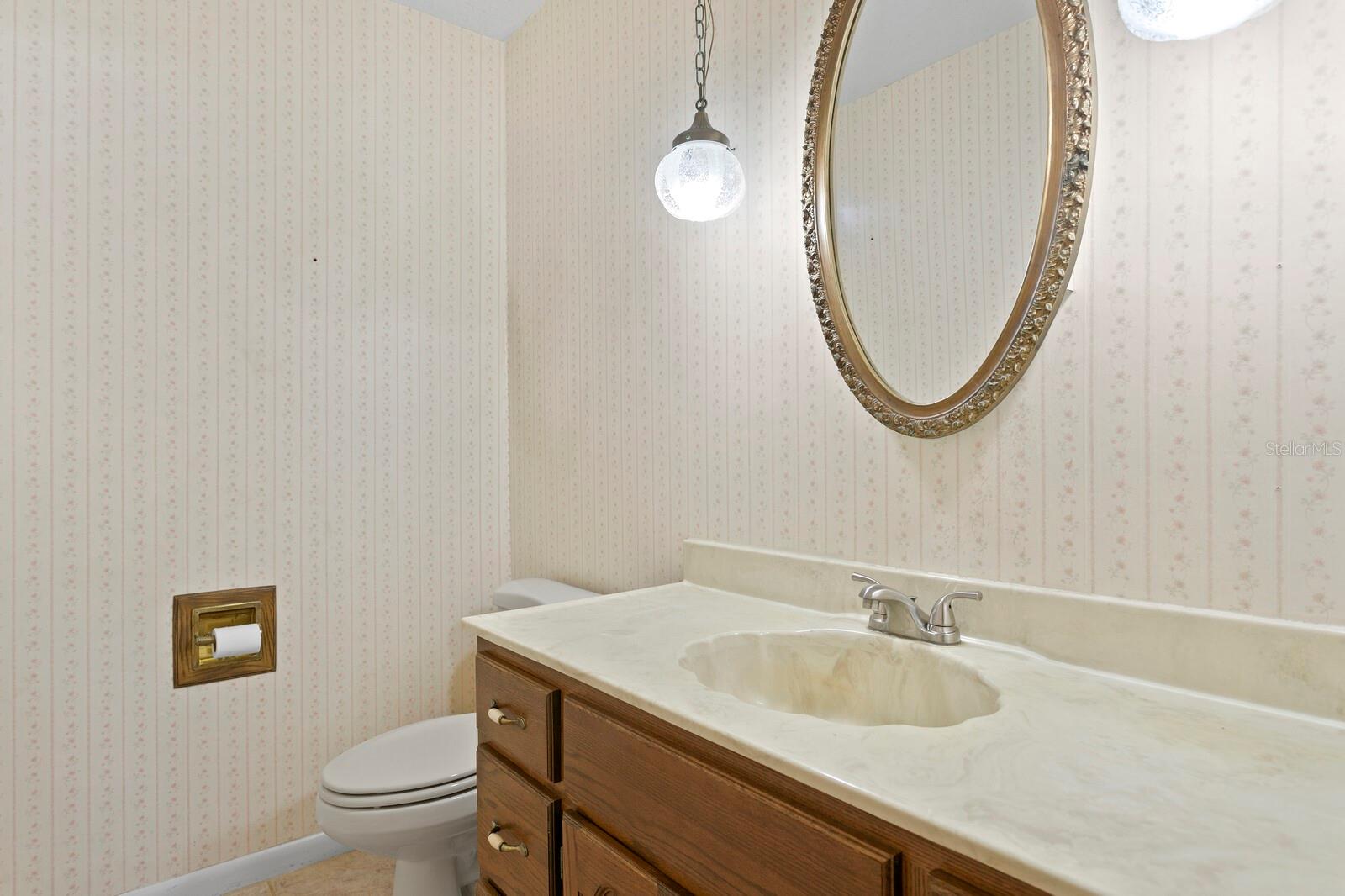 7501 TWELVE OAKS BLVD