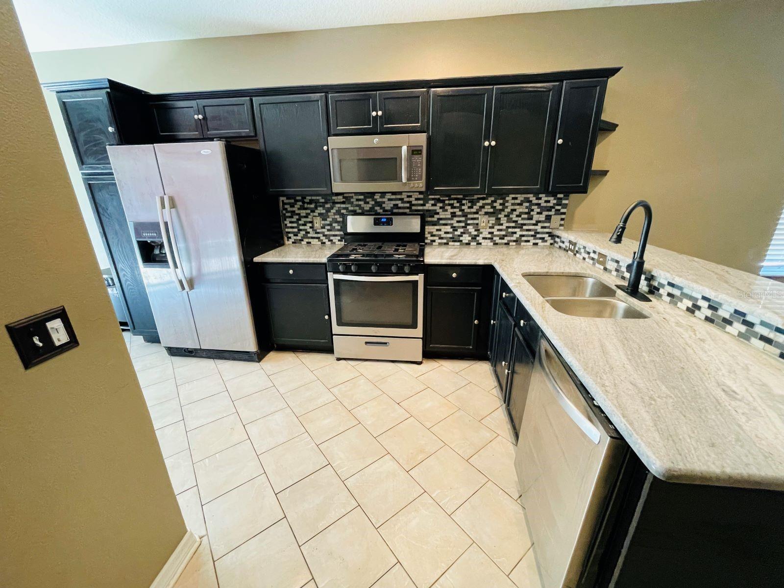 7726 BRISTOL PARK DR