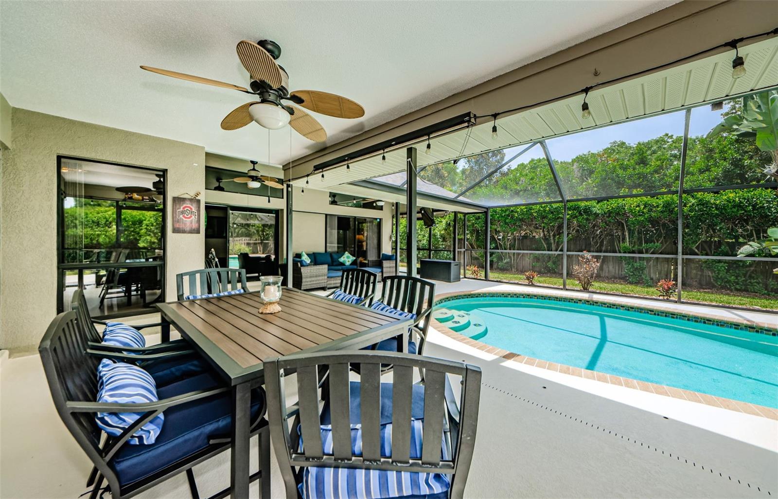 3910 BUCKINGHAM LOOP DR