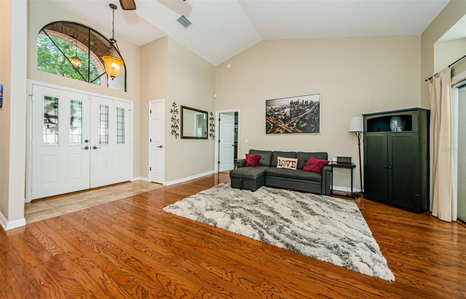 3910 BUCKINGHAM LOOP DR