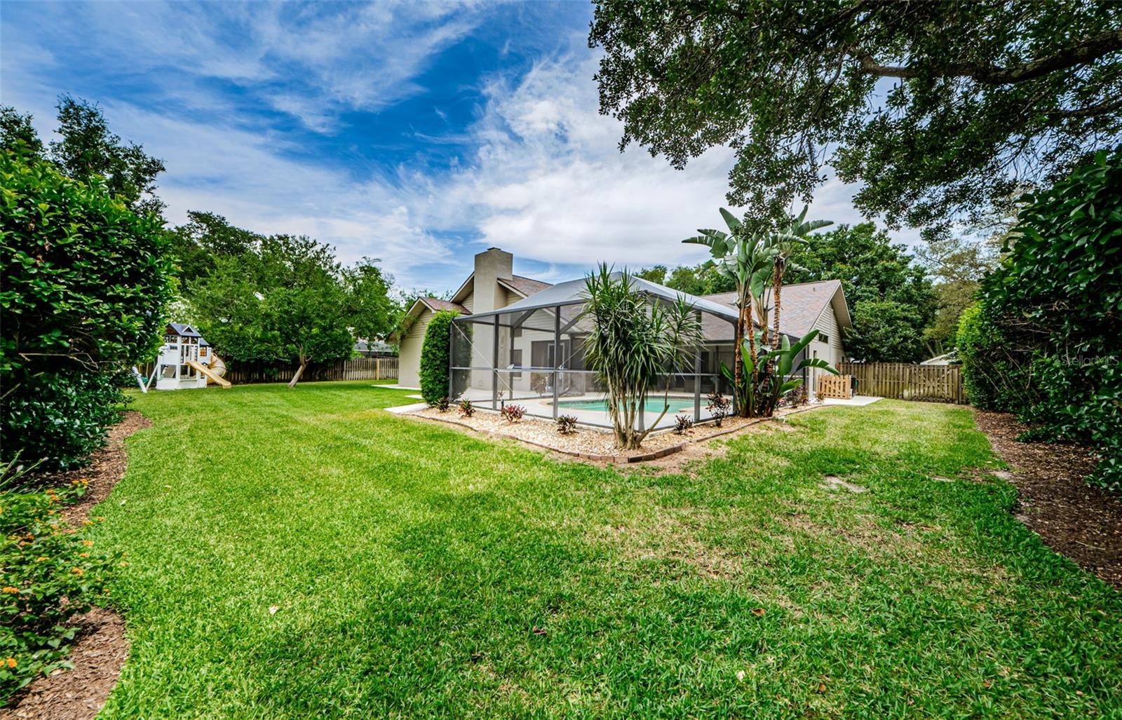 3910 BUCKINGHAM LOOP DR