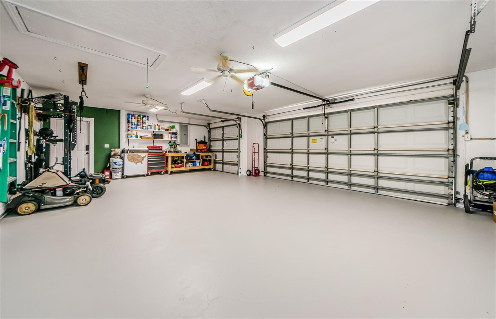 3910 BUCKINGHAM LOOP DR