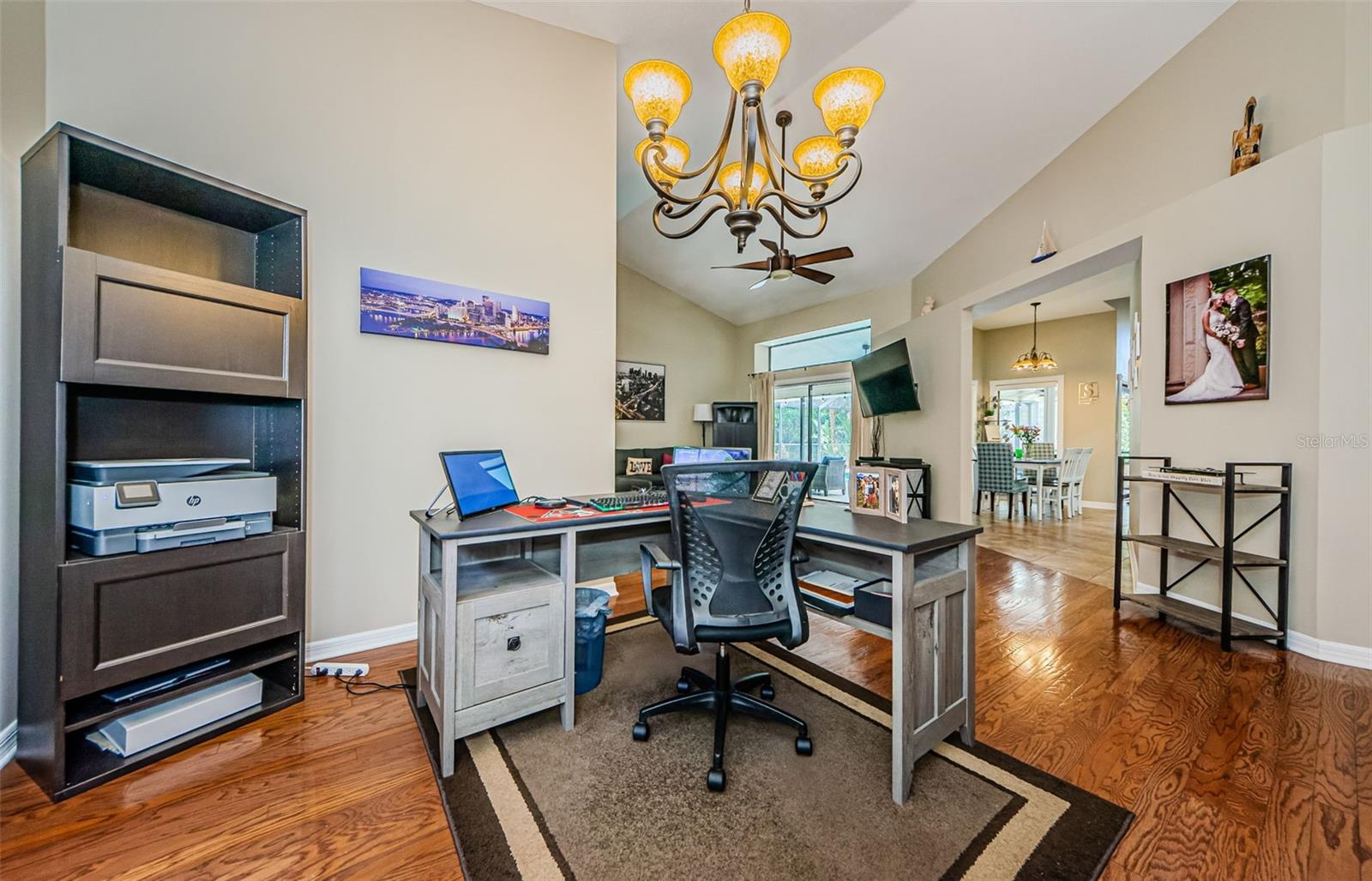 3910 BUCKINGHAM LOOP DR