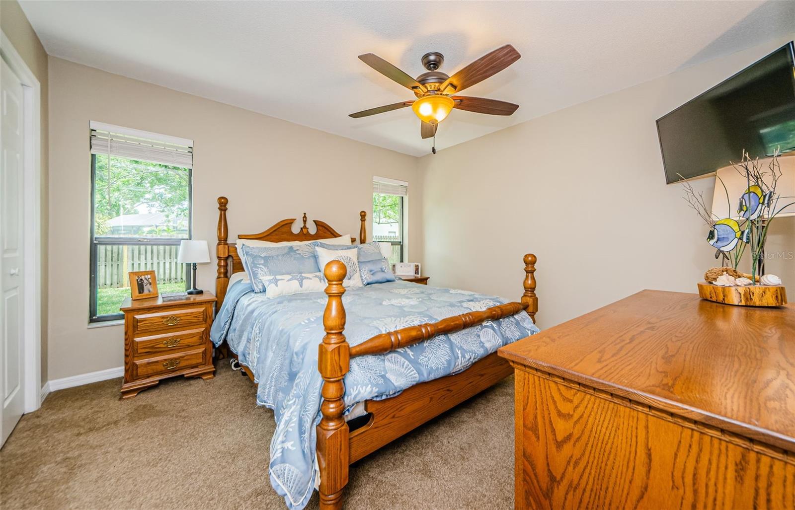 3910 BUCKINGHAM LOOP DR