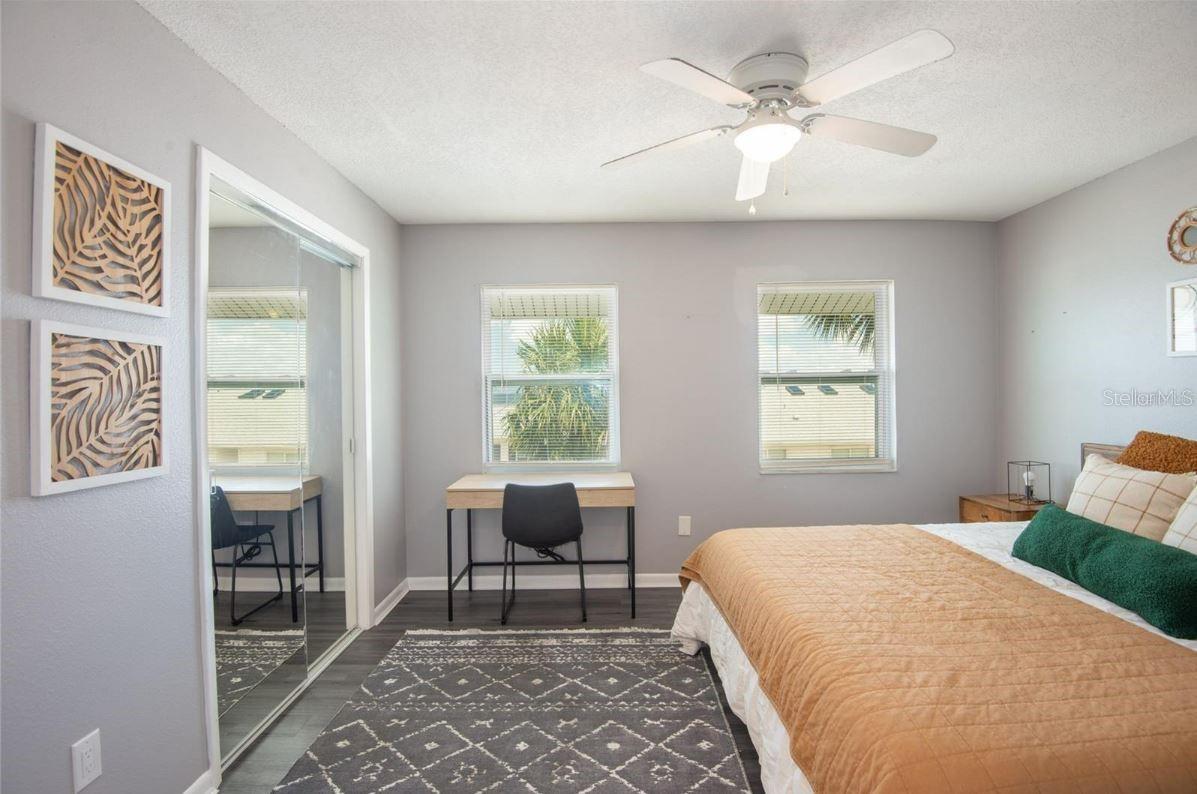 2643 ST JOSEPHS DR W