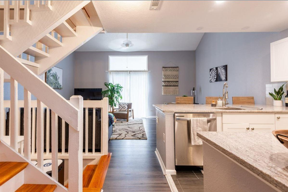 2643 ST JOSEPHS DR W