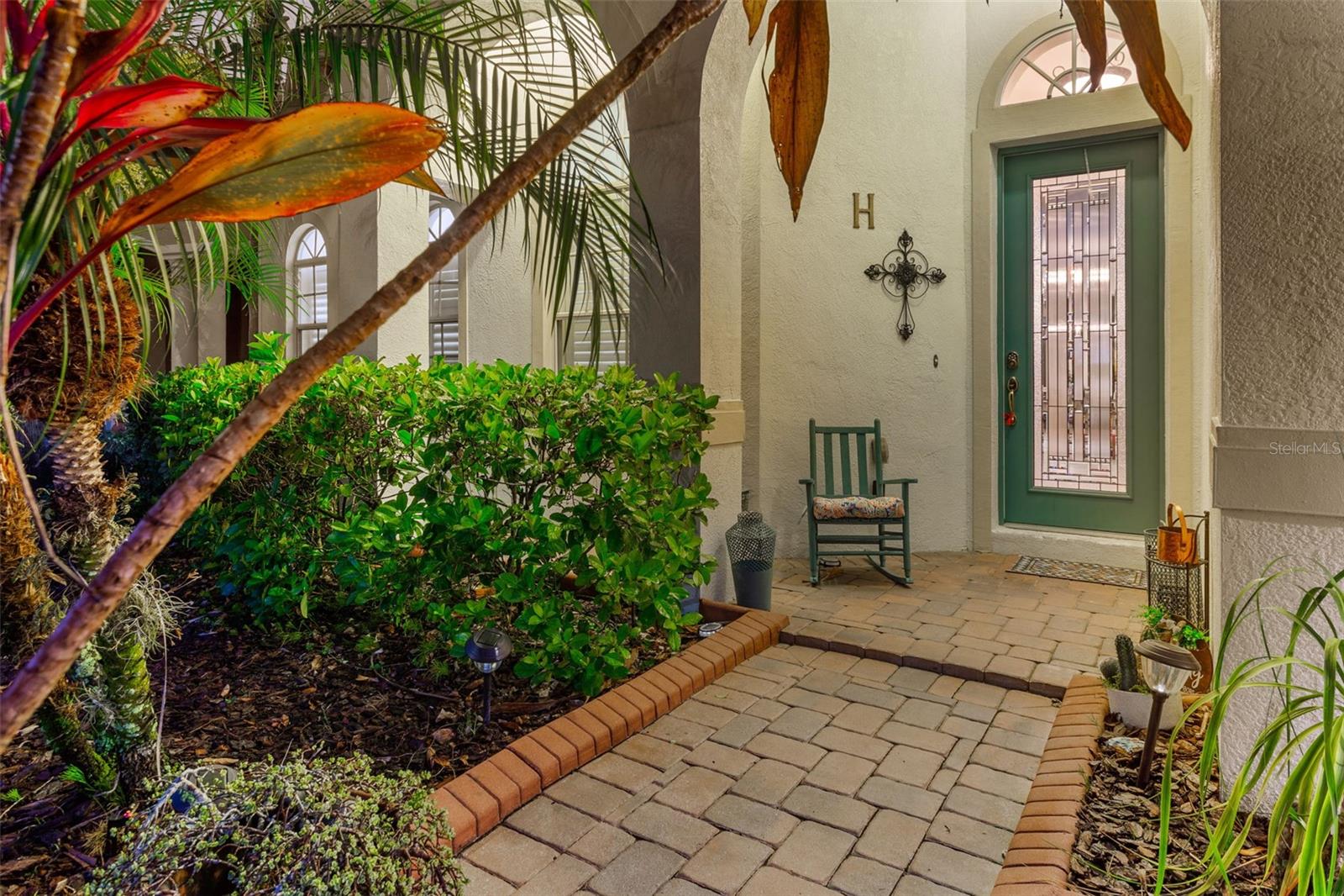 10549 MARTINIQUE ISLE DR