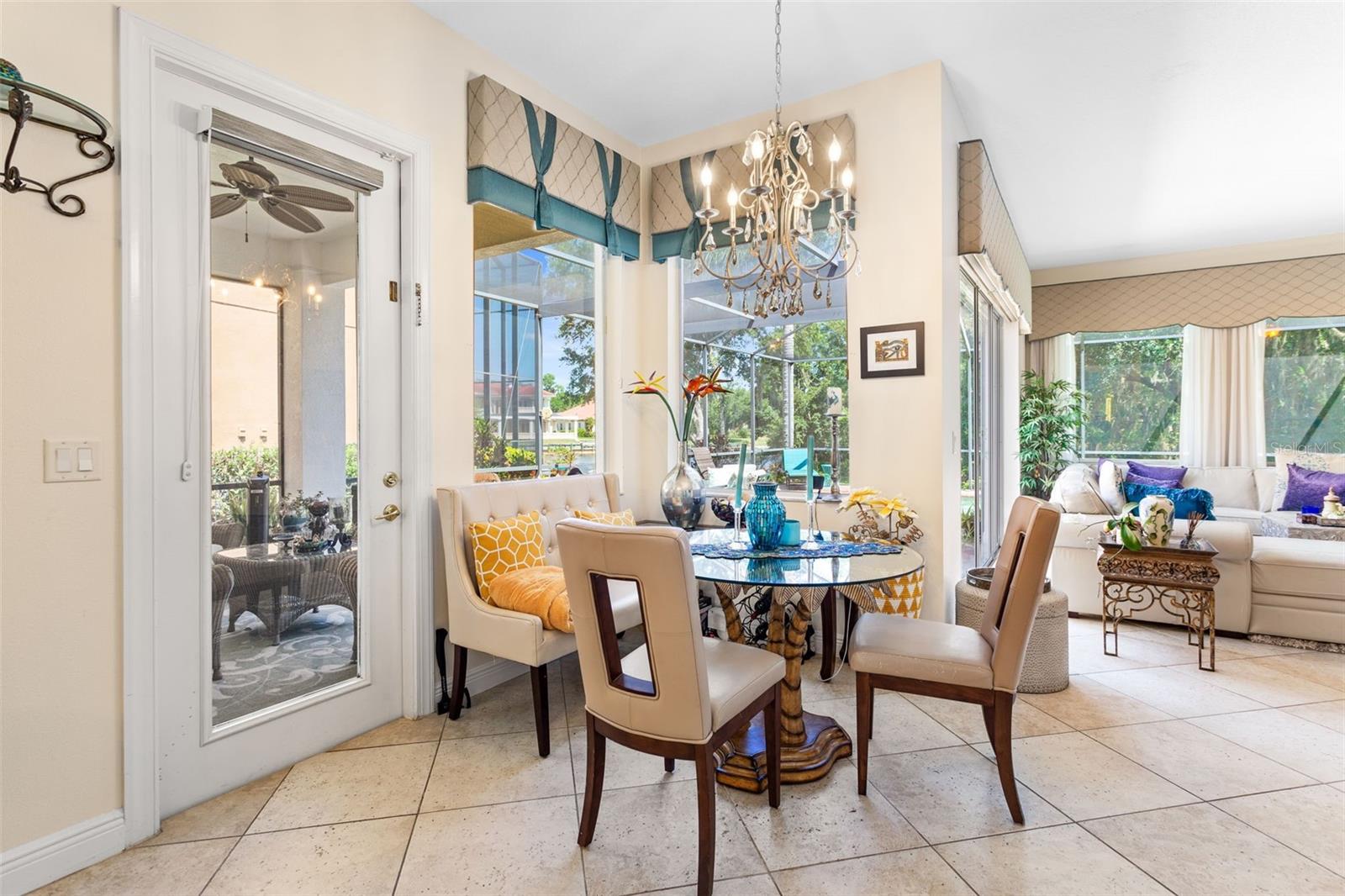 10549 MARTINIQUE ISLE DR