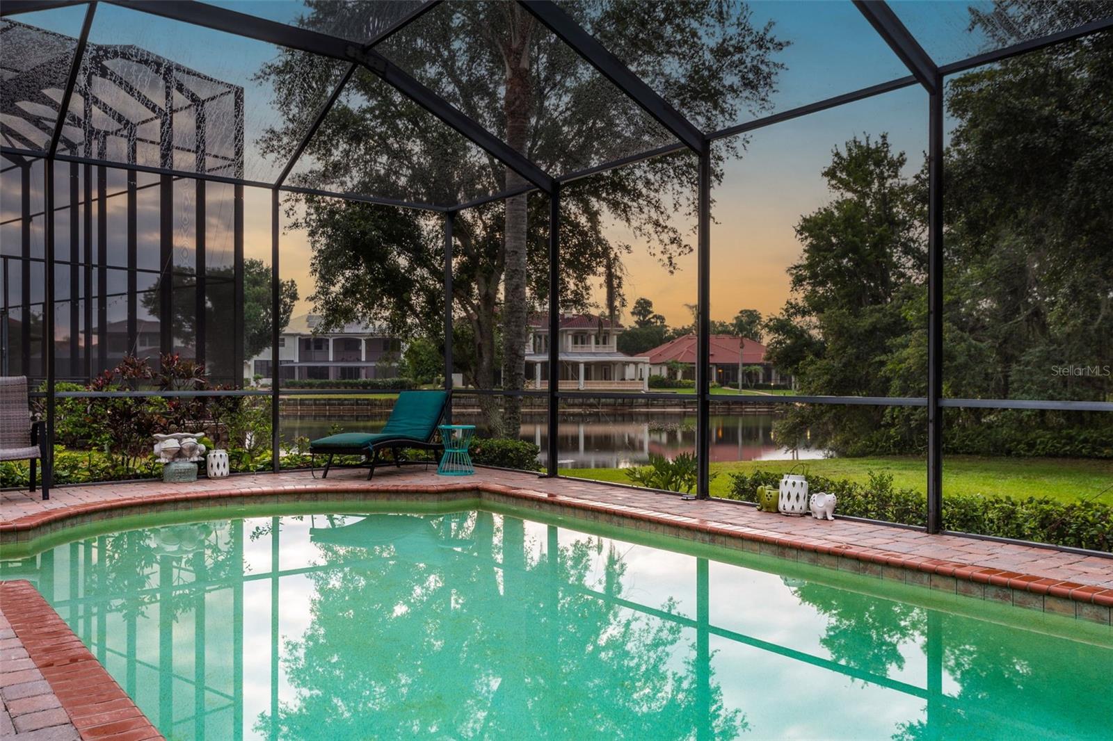 10549 MARTINIQUE ISLE DR