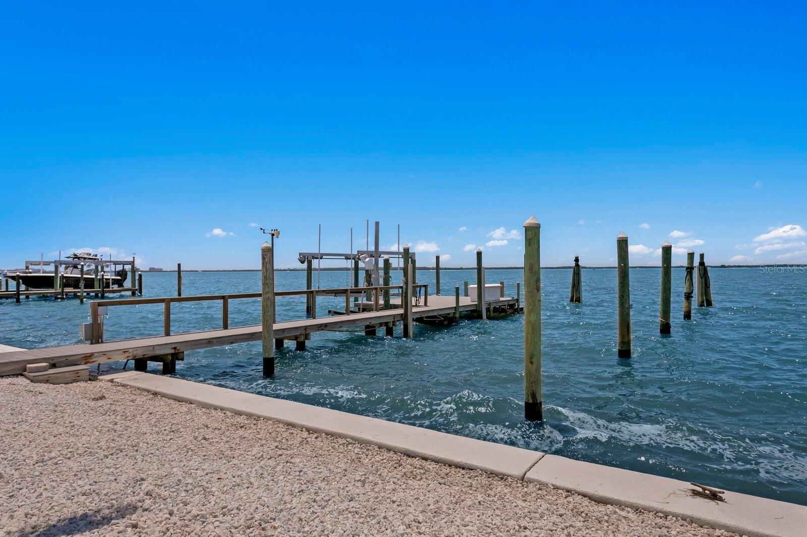 1746 SANTA BARBARA DR